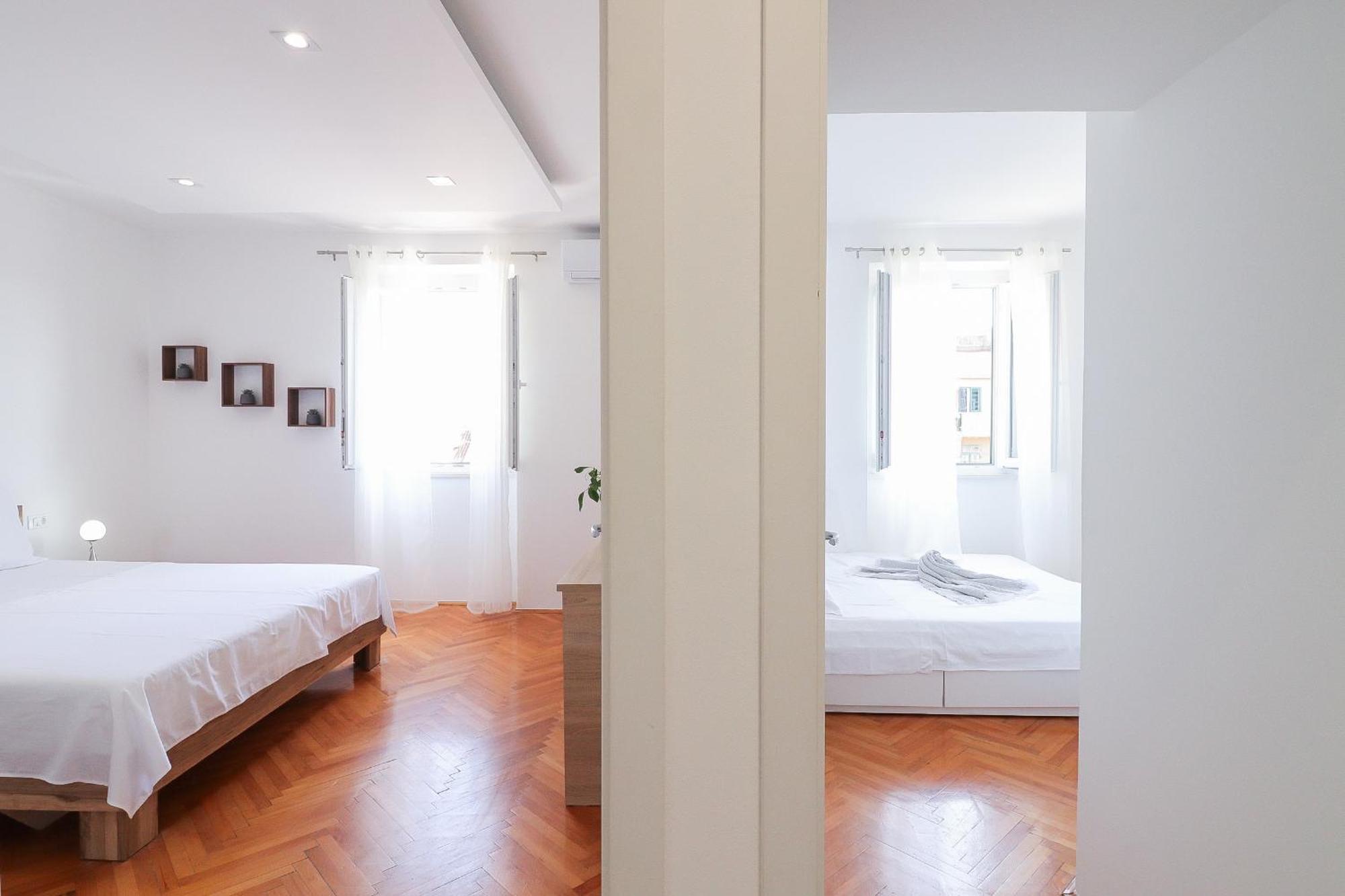 City Center Sunset Penthouse Split Extérieur photo